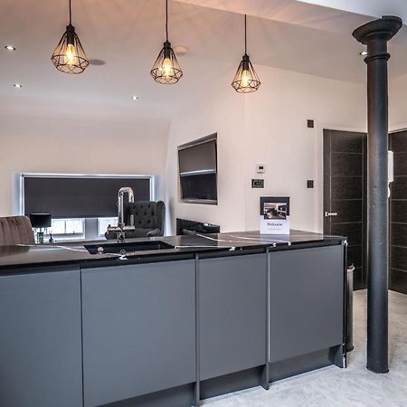 Luxury Royal Mile Boutique 2Bedroom Apartment เอดินบะระ ภายนอก รูปภาพ