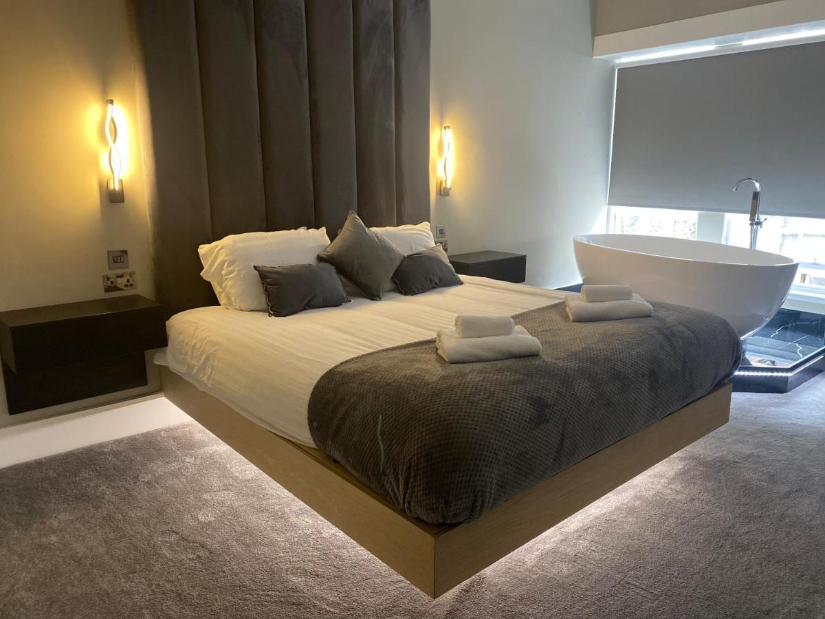 Luxury Royal Mile Boutique 2Bedroom Apartment เอดินบะระ ภายนอก รูปภาพ