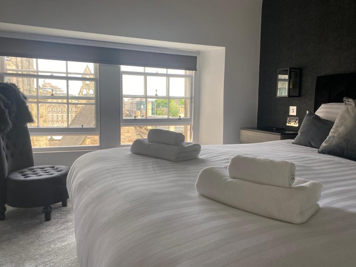 Luxury Royal Mile Boutique 2Bedroom Apartment เอดินบะระ ภายนอก รูปภาพ