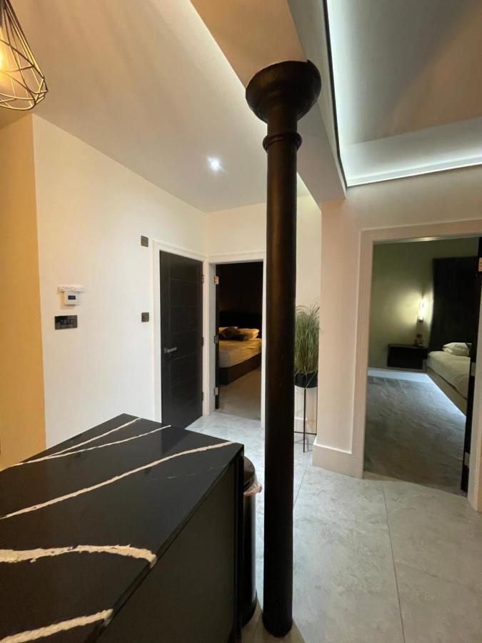 Luxury Royal Mile Boutique 2Bedroom Apartment เอดินบะระ ภายนอก รูปภาพ